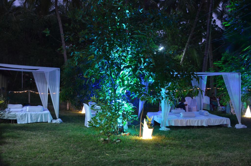 Raikar Guest House Bogmalo Esterno foto